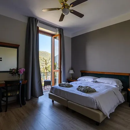 Kinzica Hotel Sale Marasino