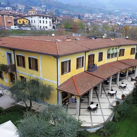 Kinzica Hotel
