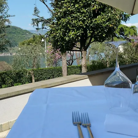 Kinzica 4* Sale Marasino