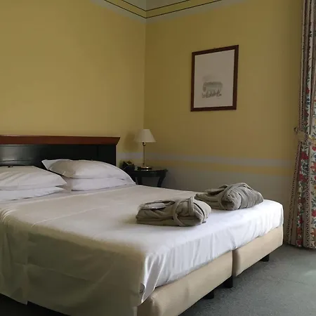 Kinzica Hotel 4*