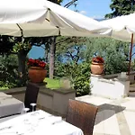Kinzica Otel